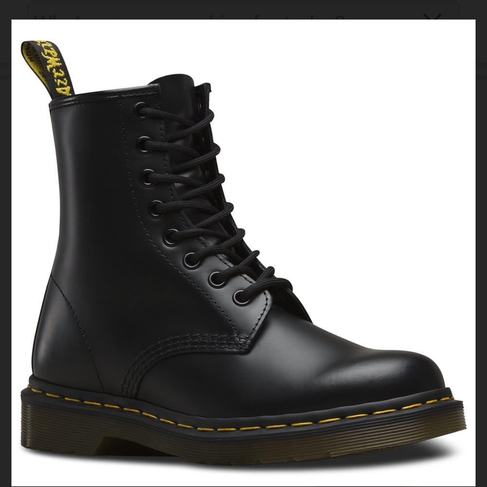 New Dr. Martens Black Leather Combat Boots size 5